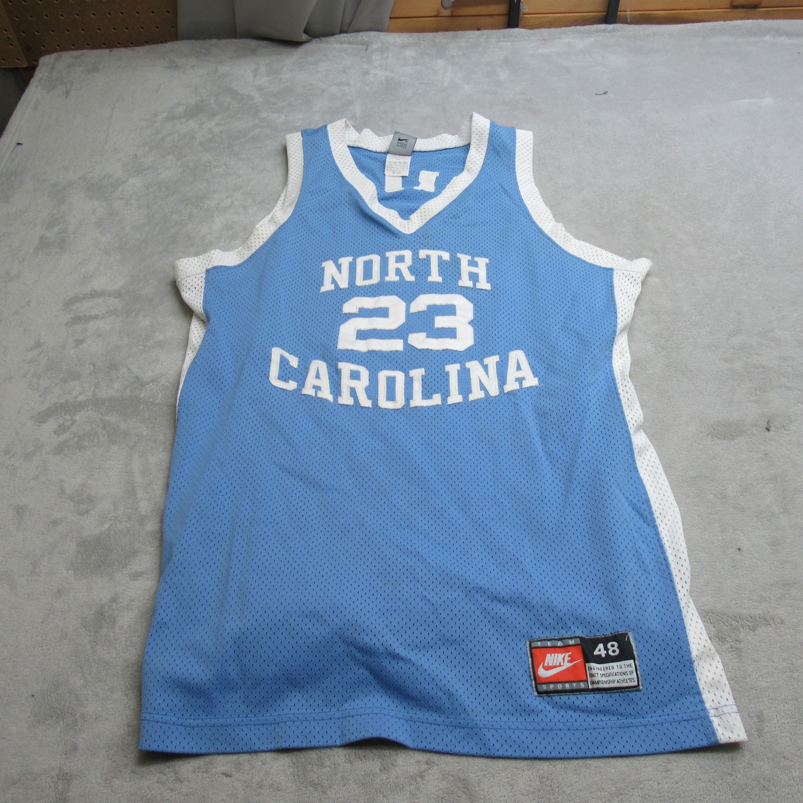 North Carolina Tar Heels Jordan #23 Jersey Mens Xl Blue Basketball Vtg 80s Rare!